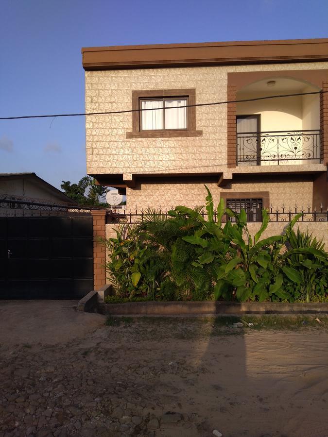 Villa Les pélerins Pointe Noire Esterno foto
